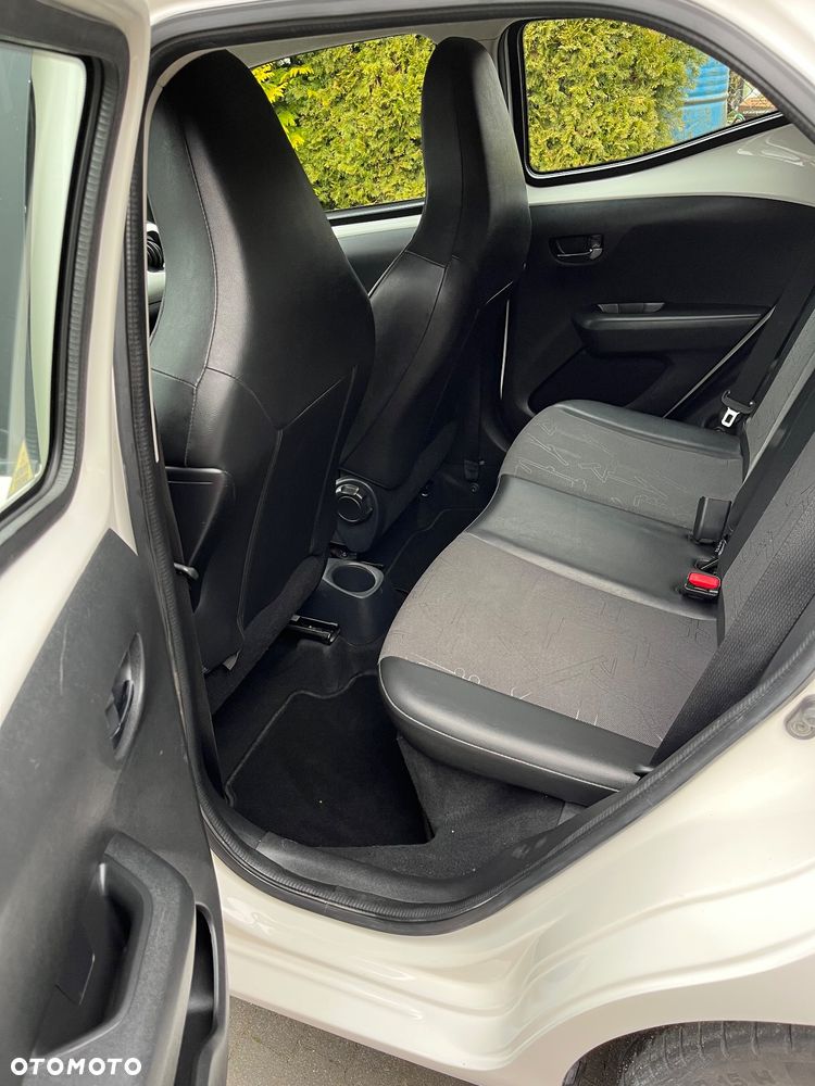 Toyota Aygo - 10