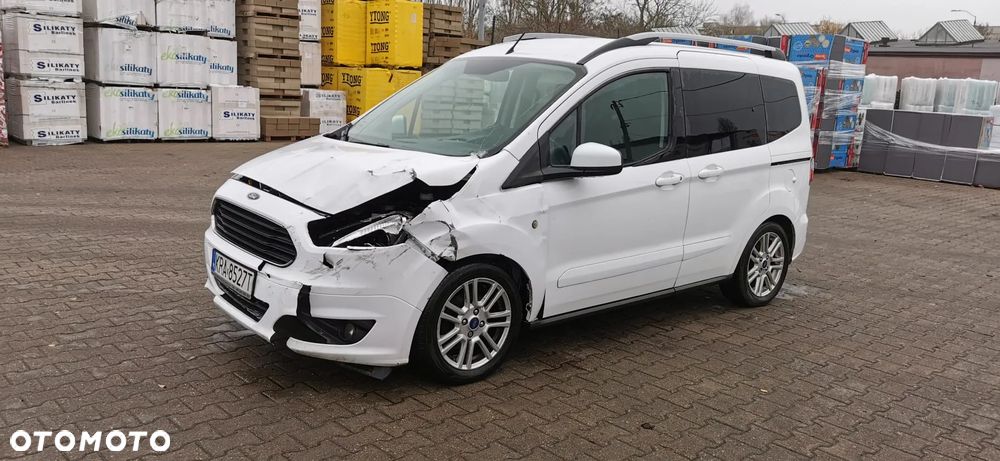 Ford Tourneo Courier 1.5 TDCi Titanium - 13