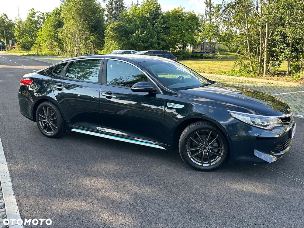Kia Optima Plug-in Hybrid - 10