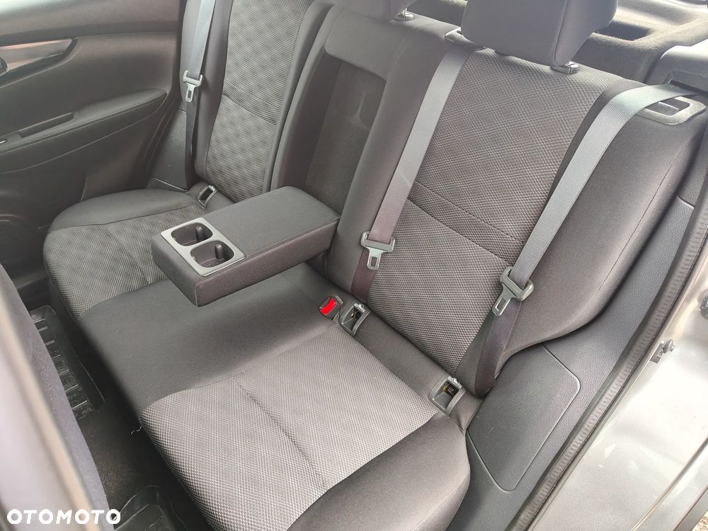 Nissan Qashqai 1.2 DIG-T Acenta EU6 - 21