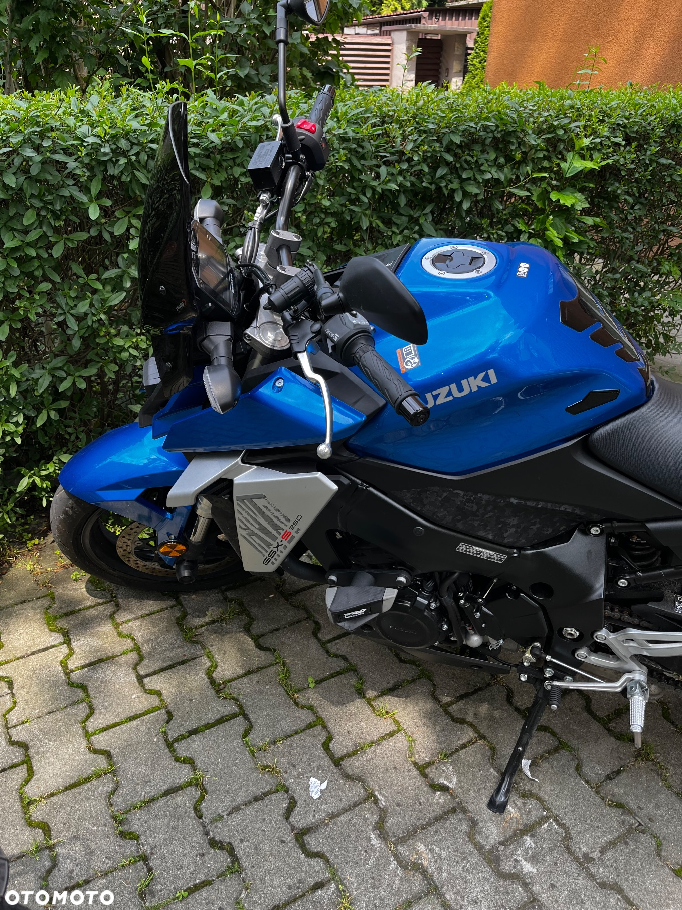 Suzuki GSX - 5