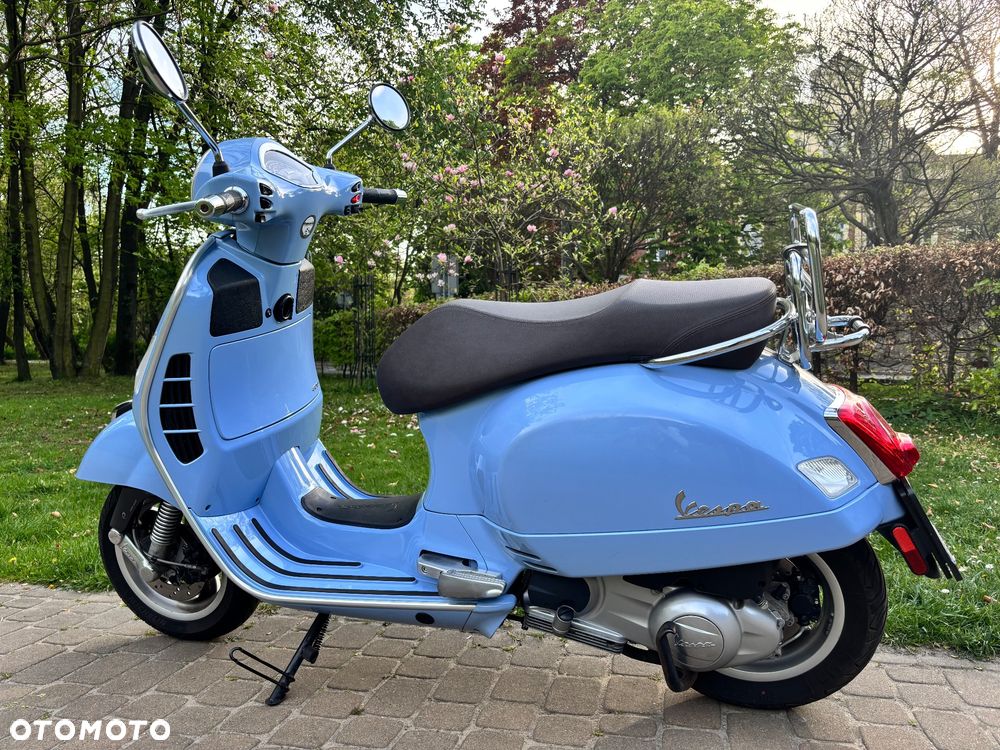 Vespa GTS - 1
