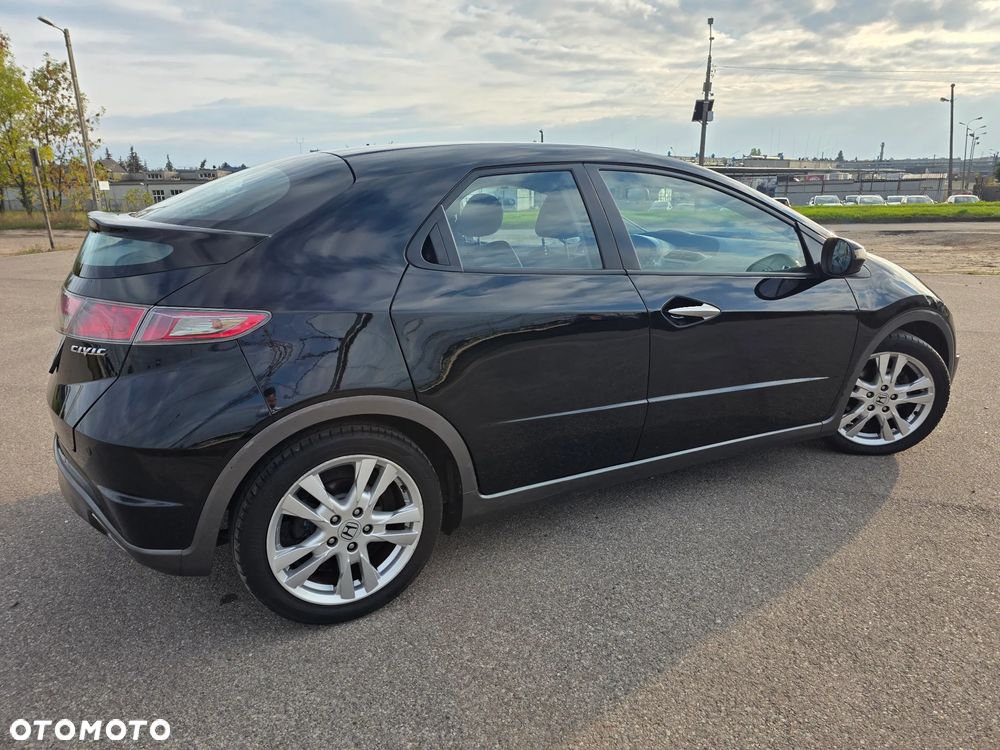 Honda Civic 1.8 Comfort - 8