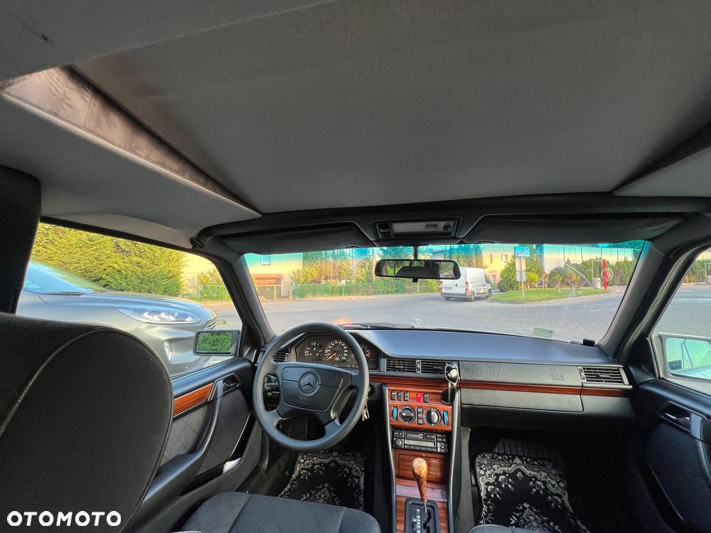 Mercedes-Benz Klasa E - 10