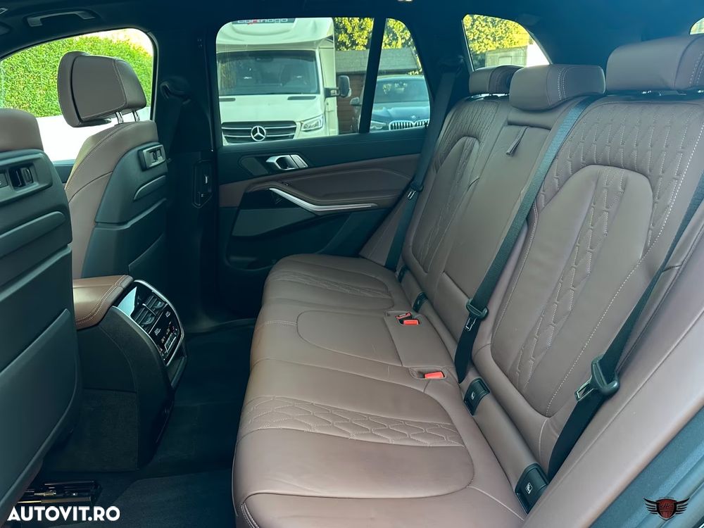 BMW X5 xDrive45e - 28