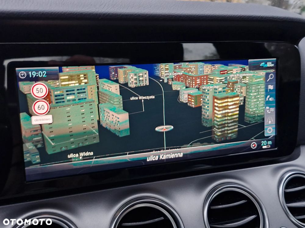 Mercedes-Benz Klasa E 220 d 9G-TRONIC - 15