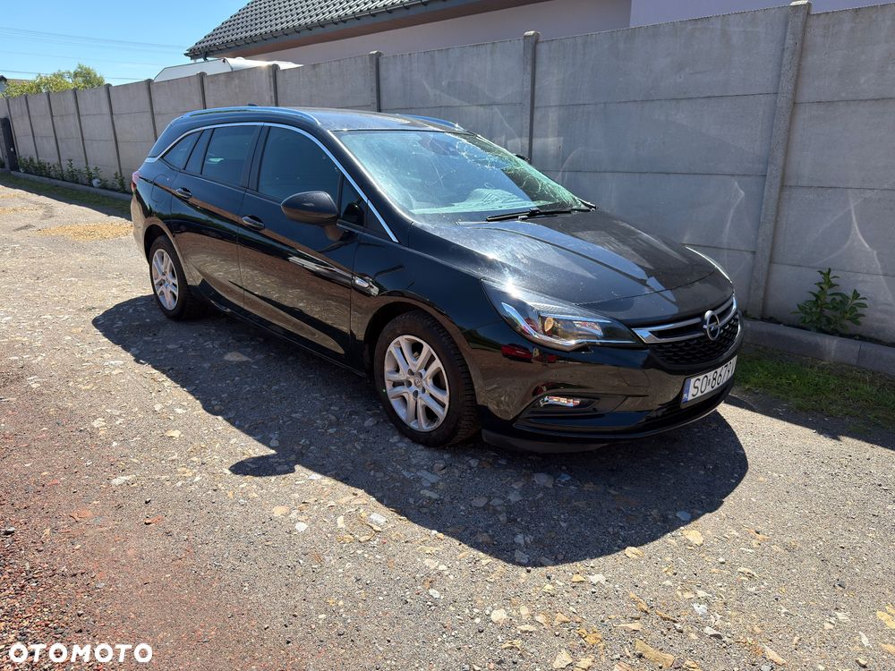 Opel Astra 1.6 CDTI Dynamic - 1