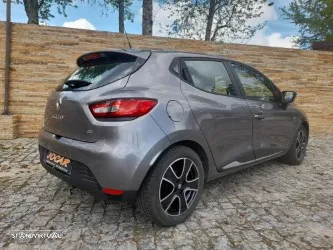 Renault Clio - 5