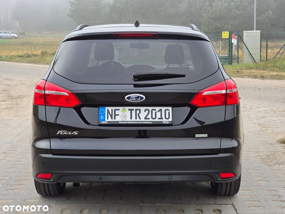 Ford Focus 1.0 EcoBoost Titanium - 12