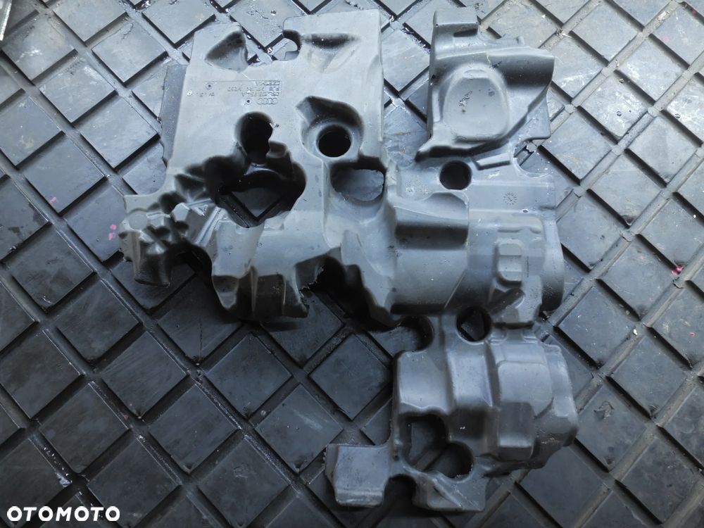 OSŁONA SILNIKA AUDI Q5 2.0 TDI DTP 80A - 1