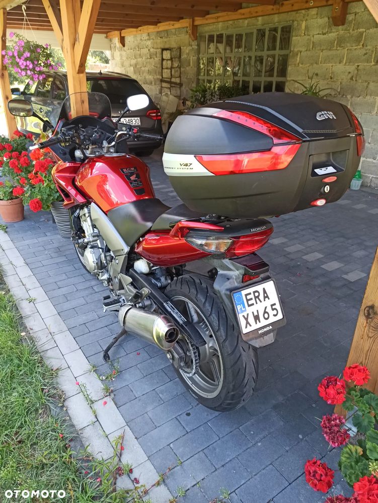 Honda CBF - 11