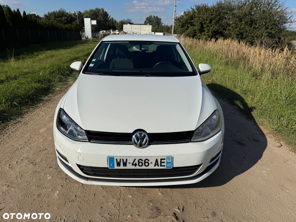 Volkswagen Golf - 2