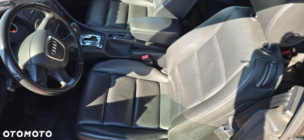 Audi A4 Cabrio 1.8 T multitronic - 18