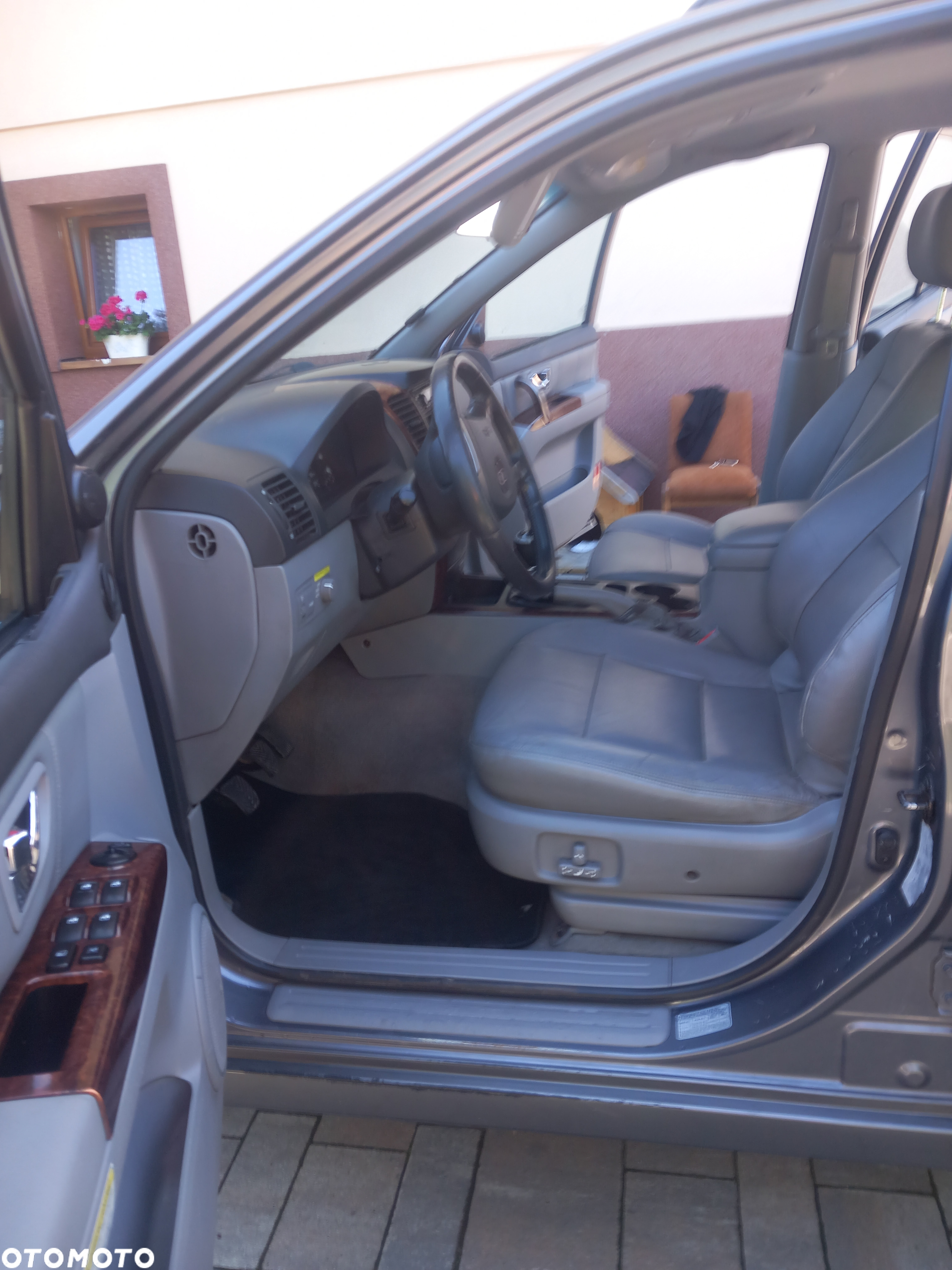 Kia Sorento - 9
