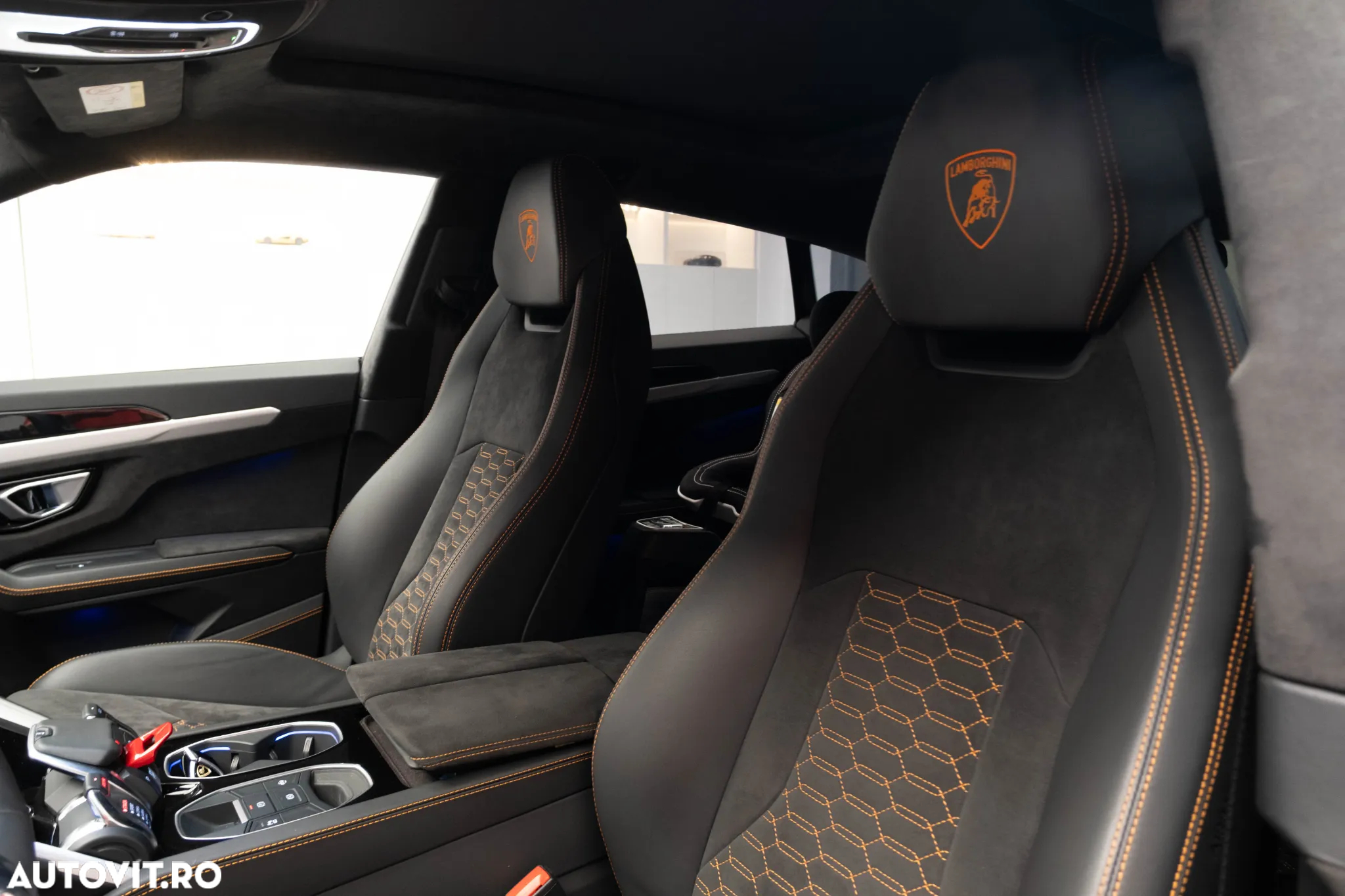 Lamborghini URUS - 10
