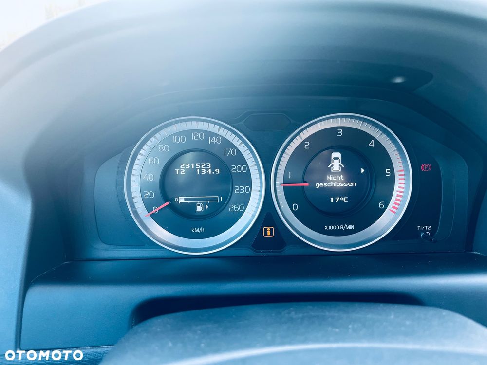 Volvo XC 60 D4 AWD Edition Pro - 21