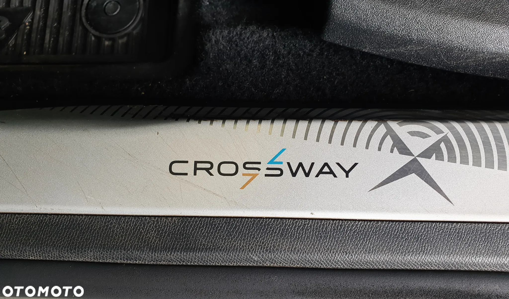 Peugeot 5008 2.0 BlueHDI Crossway S&S EAT8 - 16