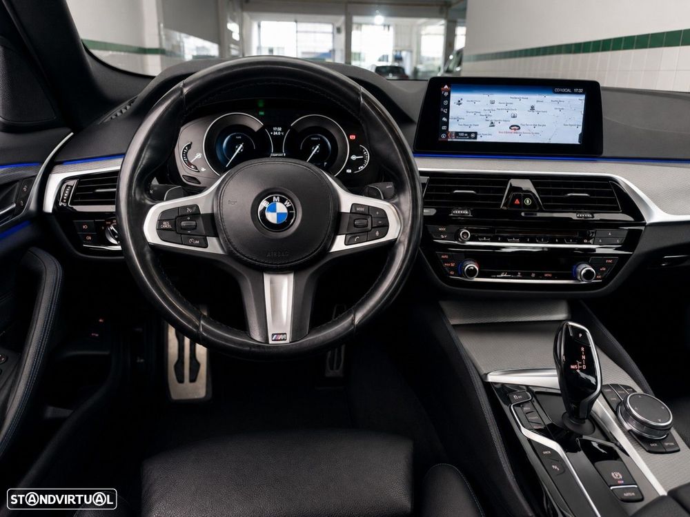 BMW 530 e iPerformance Pack M - 12