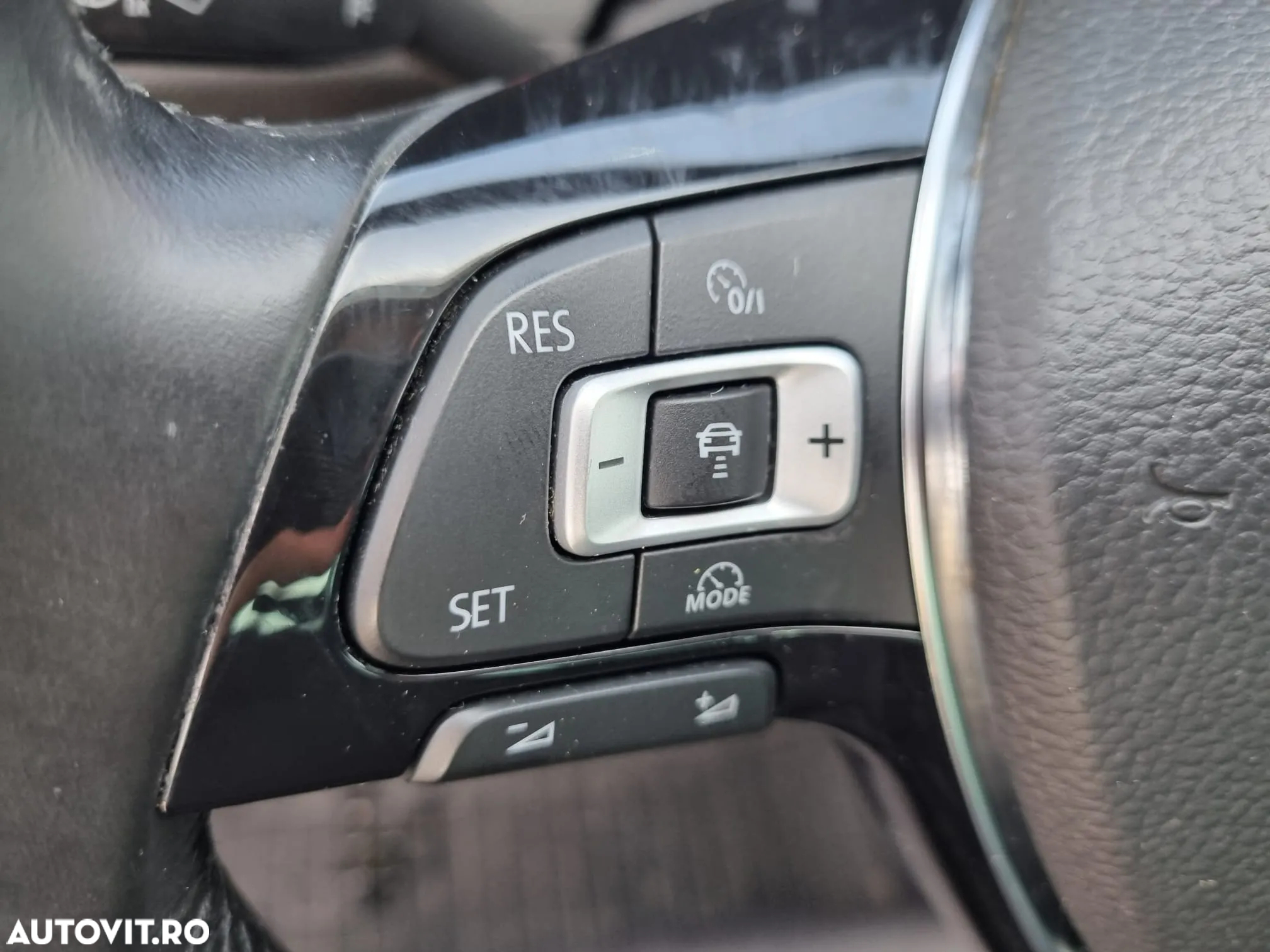 Volkswagen Passat Variant 1.6 TDI (BlueMotion Technology) DSG Comfortline - 21