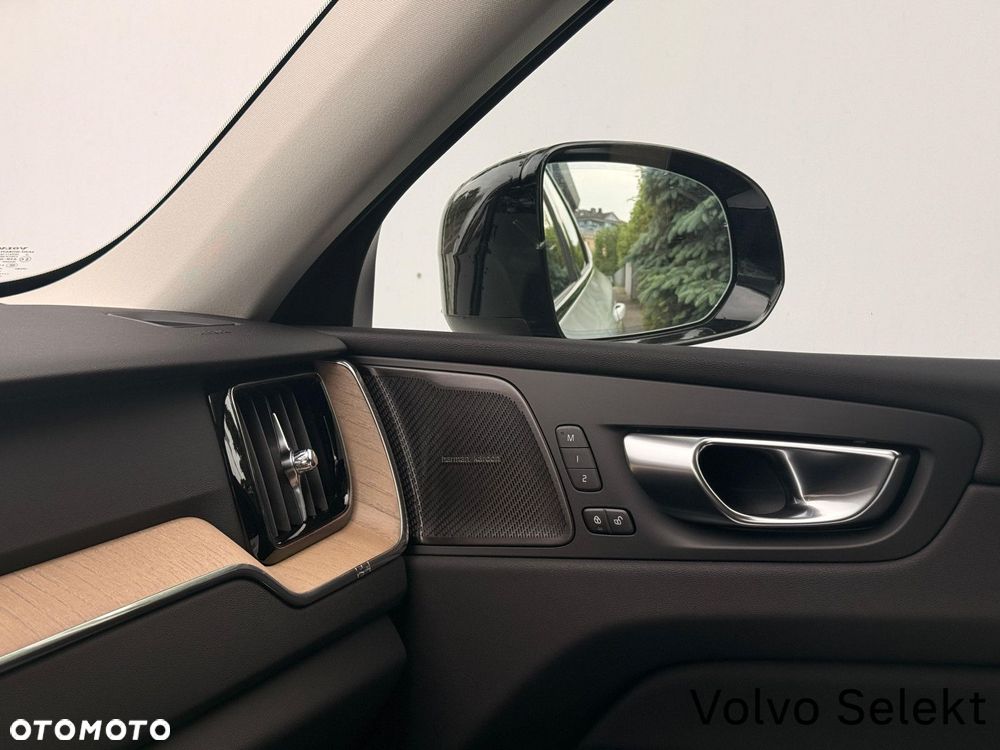 Volvo XC 60 - 24