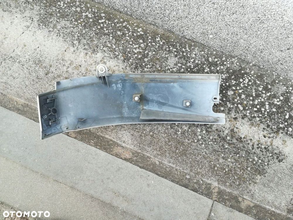 RENAULT RANGE GAMA T NAROŻNIK PANEL PODSZYBIA PRAWY 84507758 ORYGINAŁ - 2