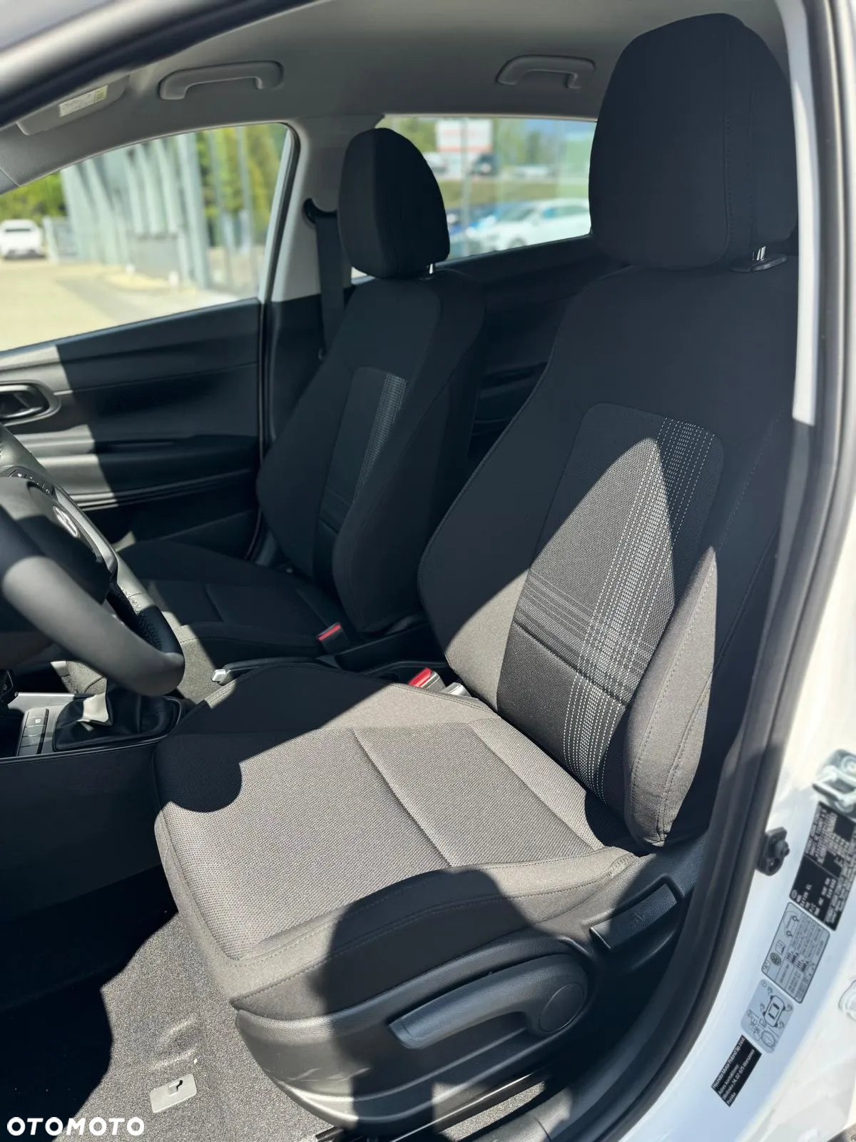 Hyundai Bayon 1.2 MPI Modern - 13