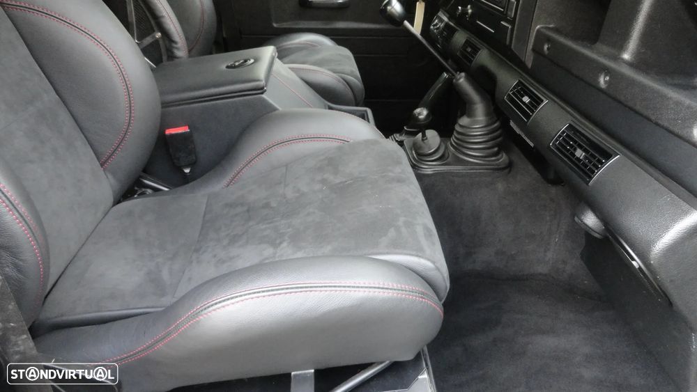 Land Rover Defender 130 2.5 TDi Crew Cab - 23