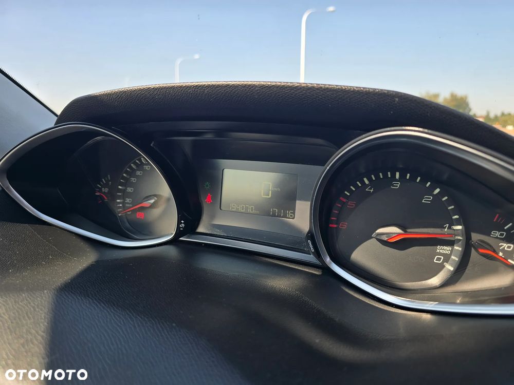 Peugeot 308 1.6 HDi Access - 29