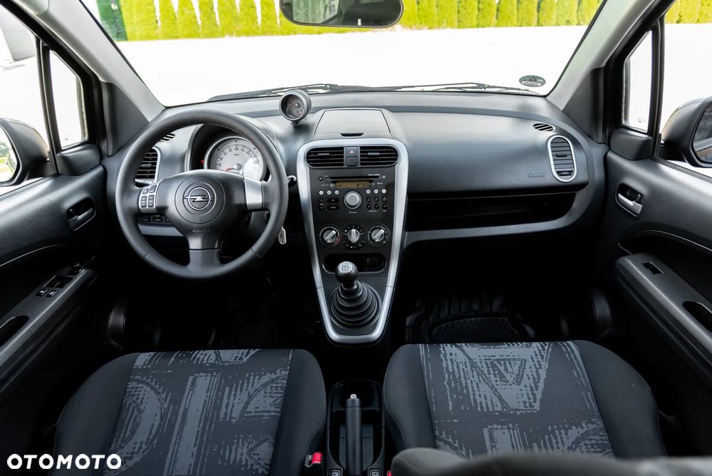 Opel Agila - 24