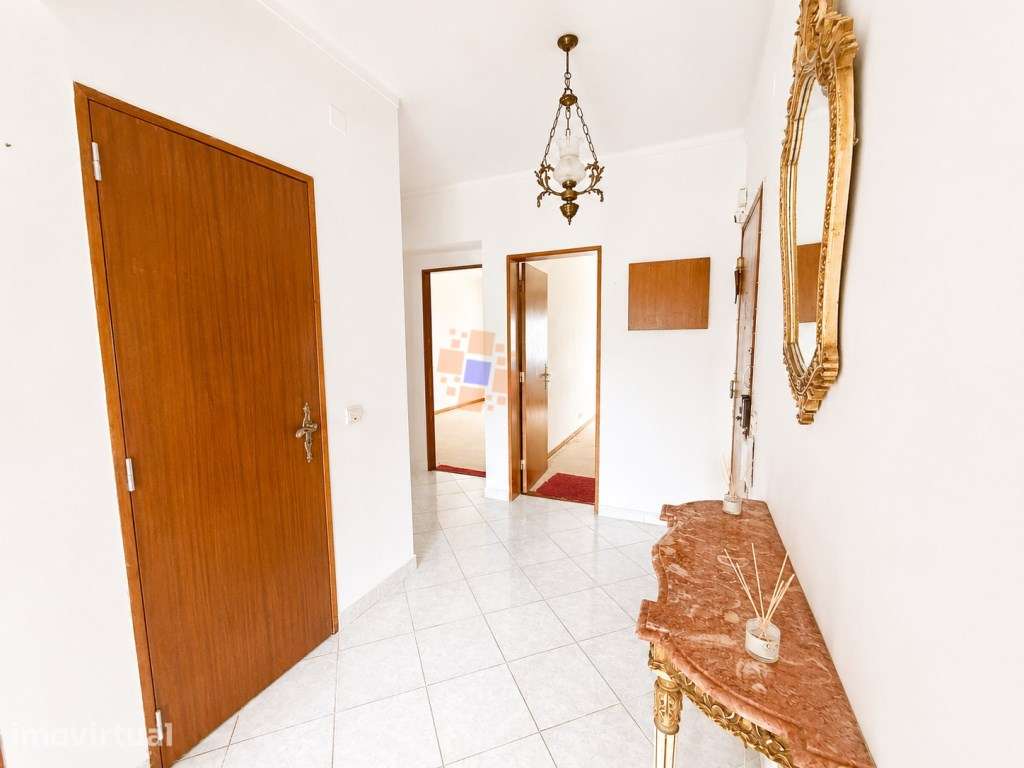 T3 no coração do Feijó O apartamento ideal para transformar na casa... - Grande imagem: 2/16