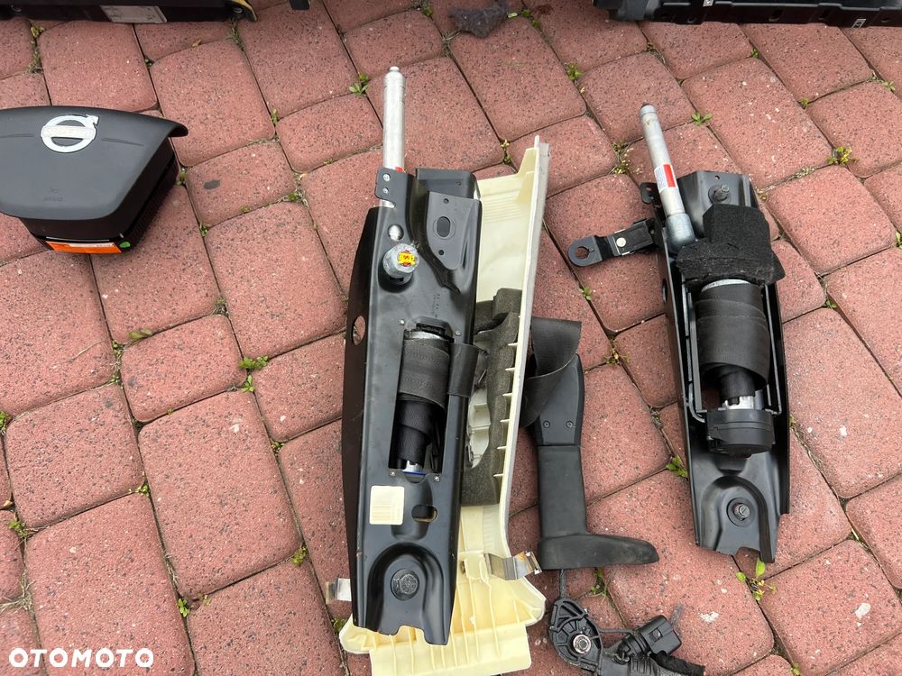 DESKA KONSOLA KOKPIT PODUSZKA PASY VOLVO XC70 V70 S80 II - 11