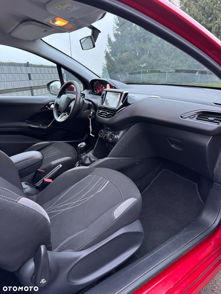 Peugeot 208 PureTech 82 Active - 24