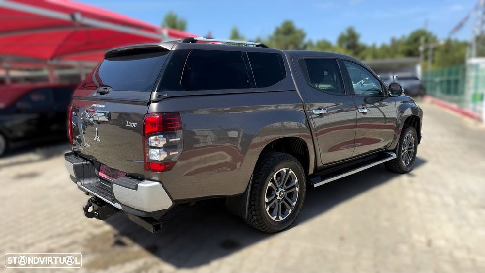 Mitsubishi L200 2.3 DI-D Strakar Space Cab Intense AT 4WD - 24