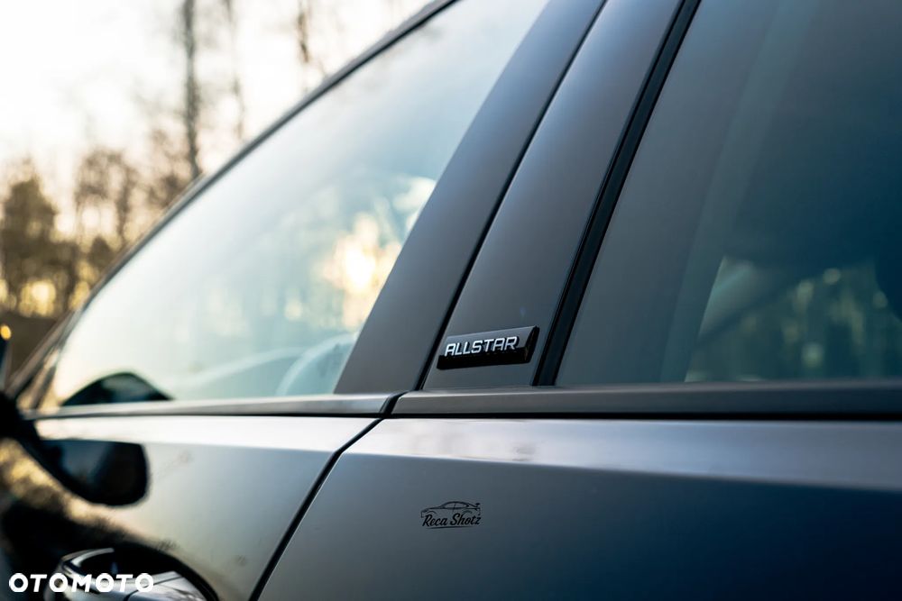 Volkswagen Golf 1.2 TSI BlueMotion Technology Allstar - 4