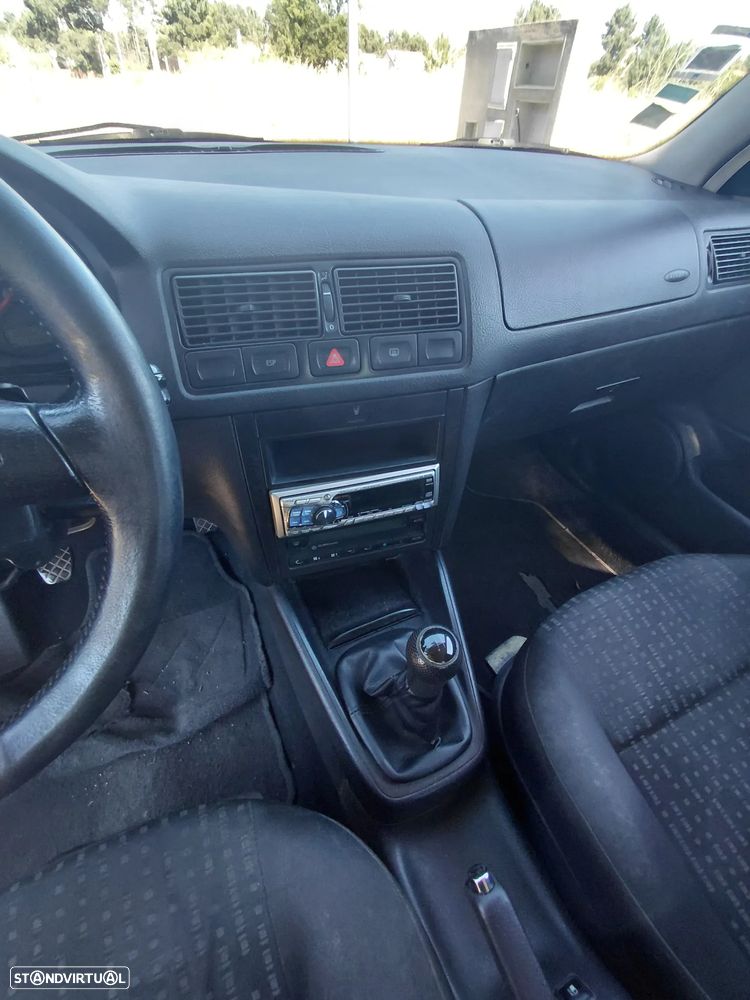 VW Golf - 8