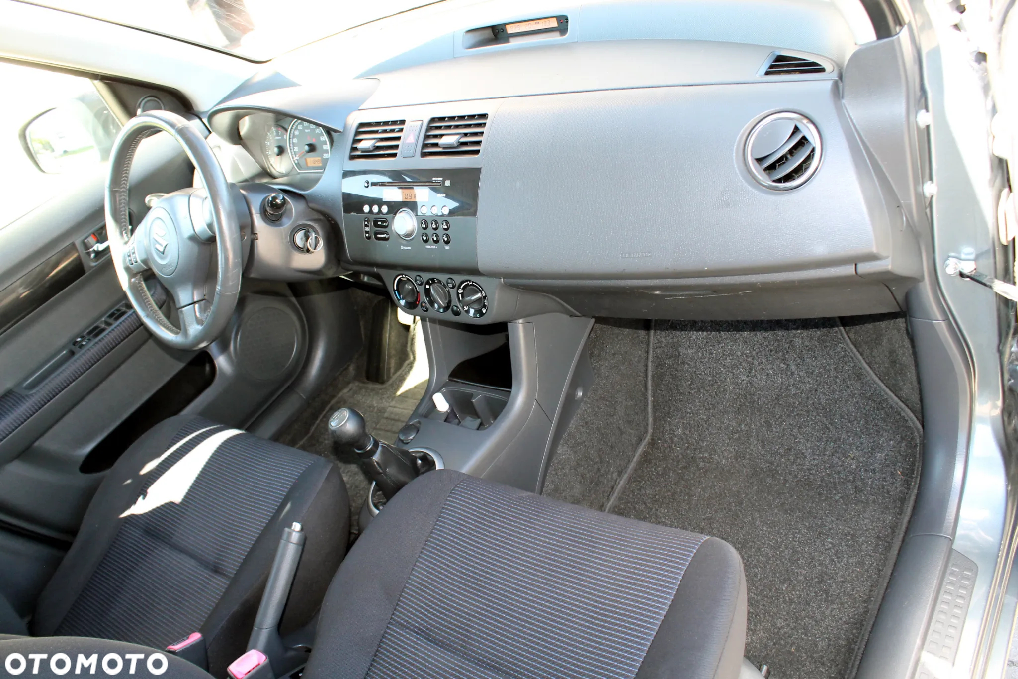 Suzuki Swift 1.3 4x4 Comfort - 13