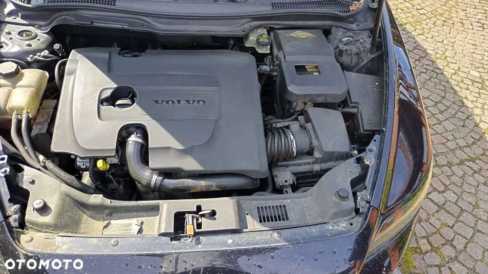 Volvo S40 1.6D - 10