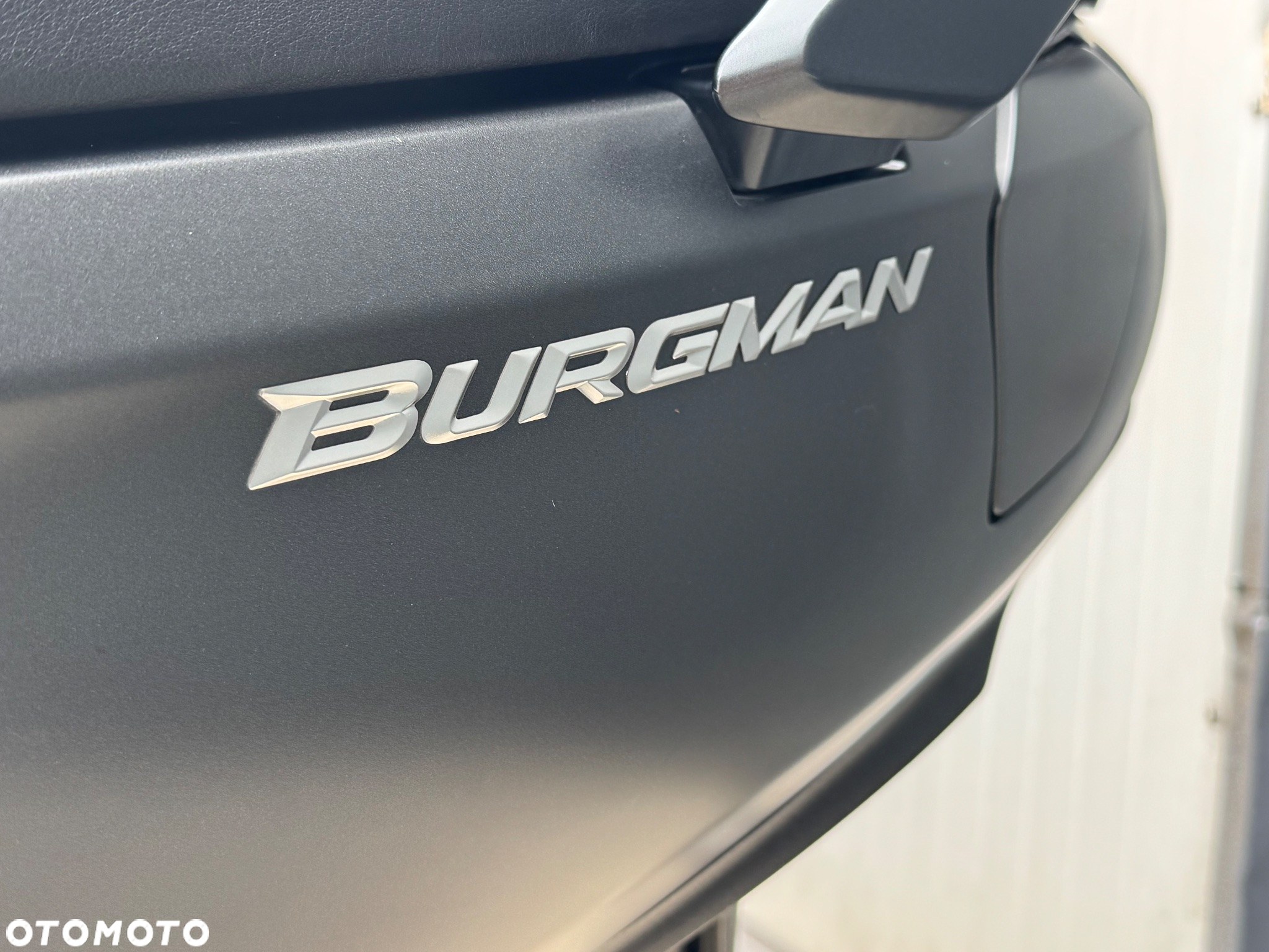 Suzuki Burgman - 18