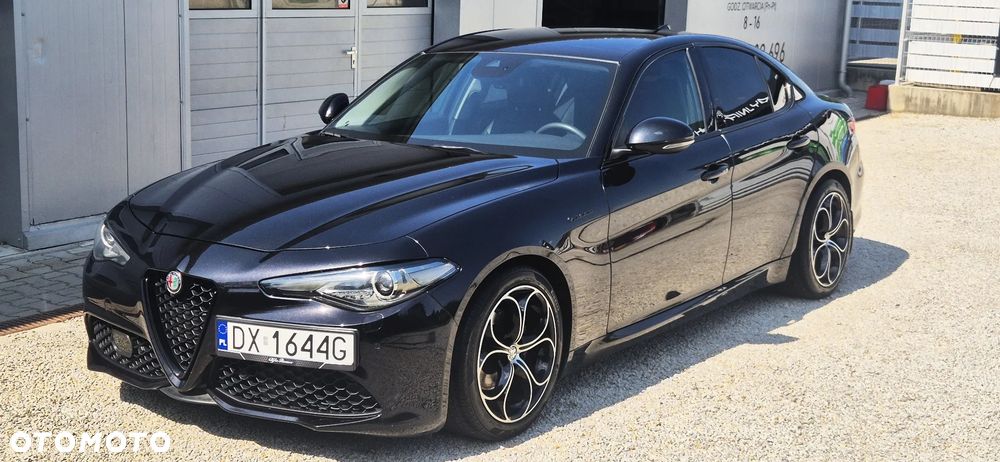 Alfa Romeo Giulia - 2