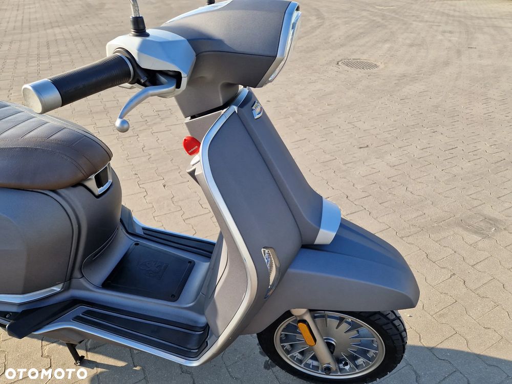 Lambretta D - 12