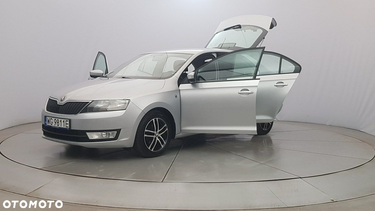 Skoda RAPID - 10