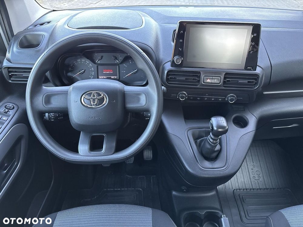 Toyota Proace City Verso 1.5 D-4D Business - 3