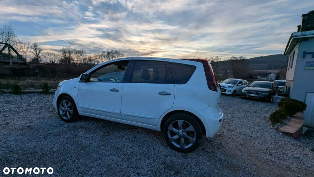 Nissan Note - 8
