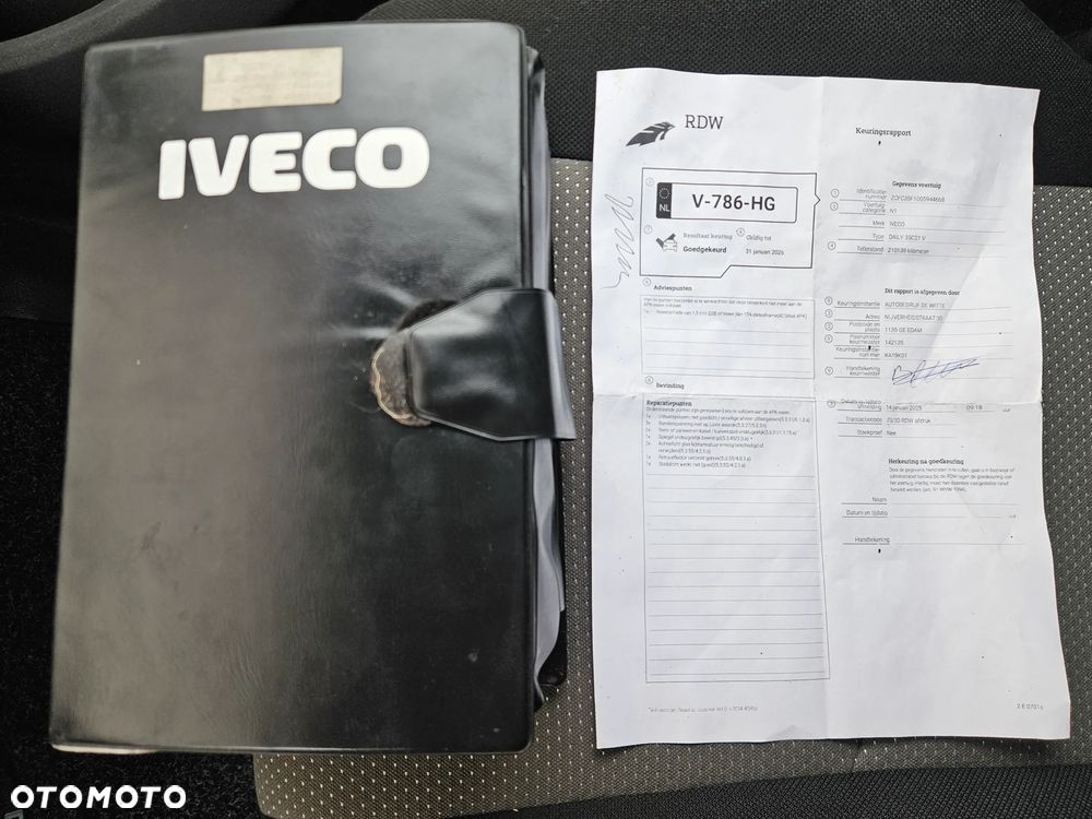 Iveco Daily BLIŹNIAKI Hak 3,5 tony - 35