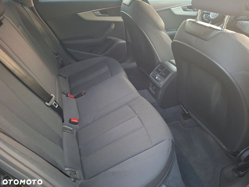 Audi A4 Avant - 20