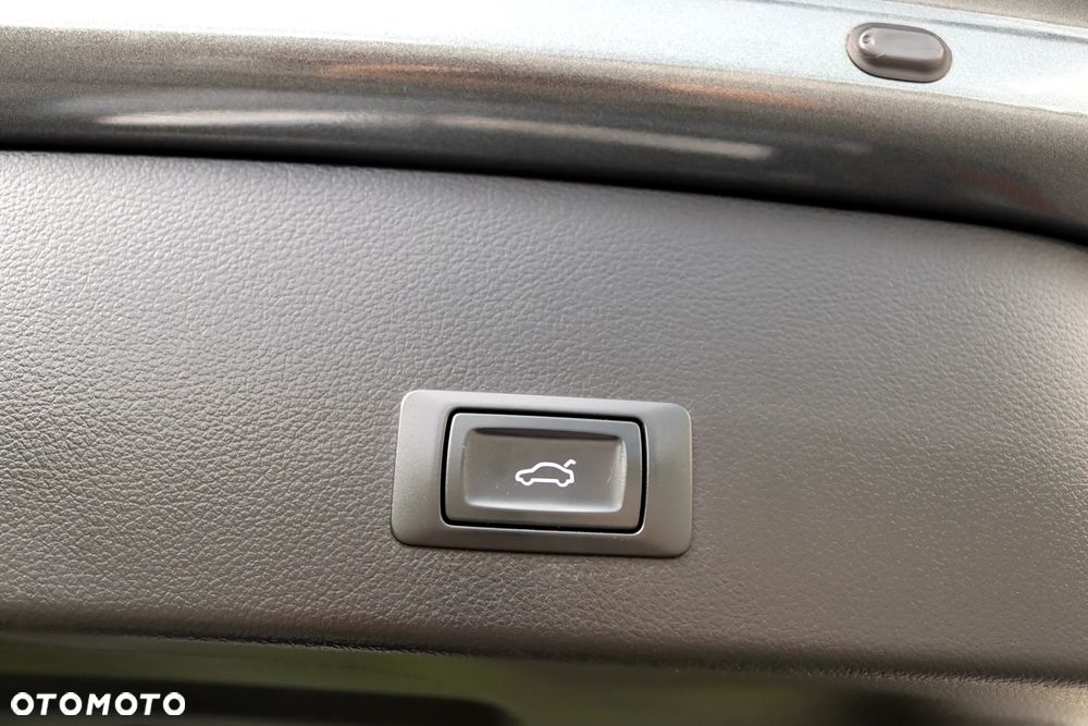 Audi A6 Avant 3.0 TDI quattro S tronic - 39