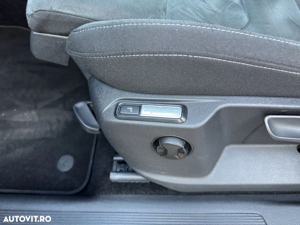 Volkswagen Tiguan 2.0 TDI 4Mot Comfortline - 23