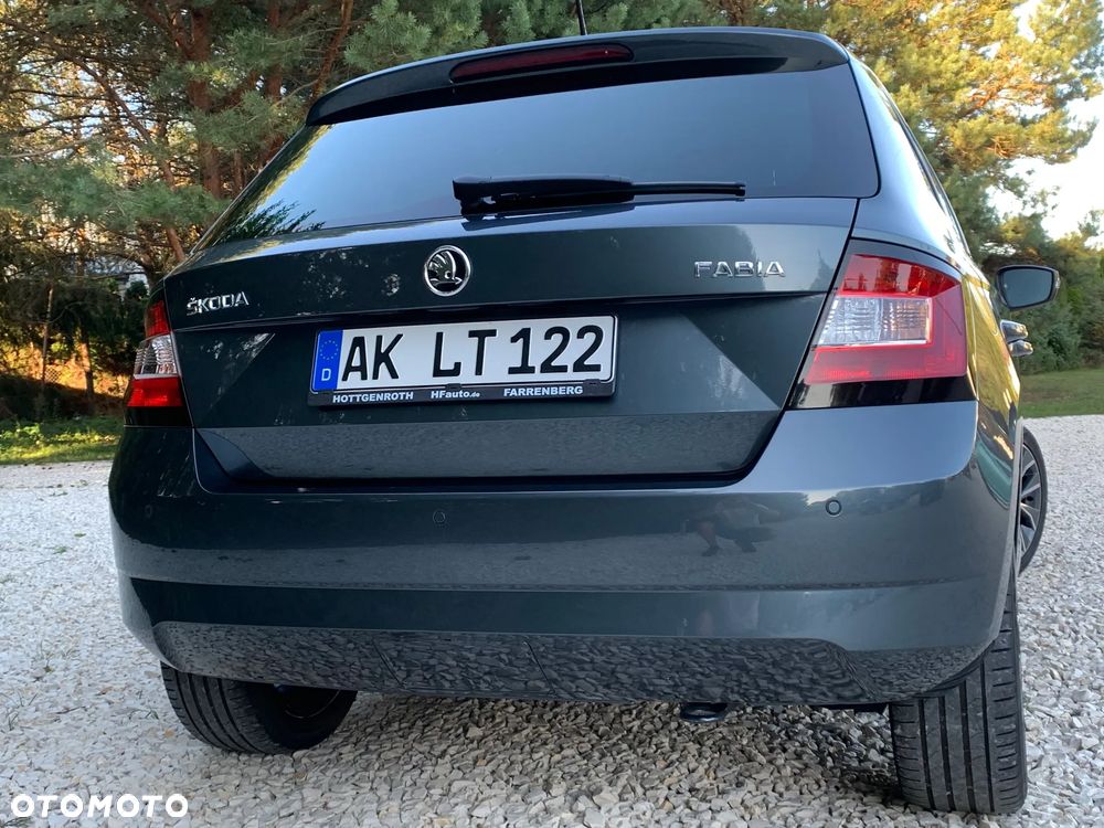 Skoda Fabia 1.2 TSI Monte Carlo - 17