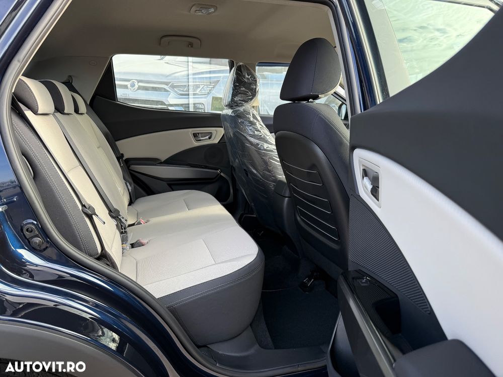 SsangYong Tivoli - 13