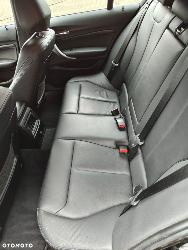 BMW Seria 1 118i M Sport - 26